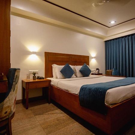 Hotel Punjab Palace Rāipur Eksteriør bilde
