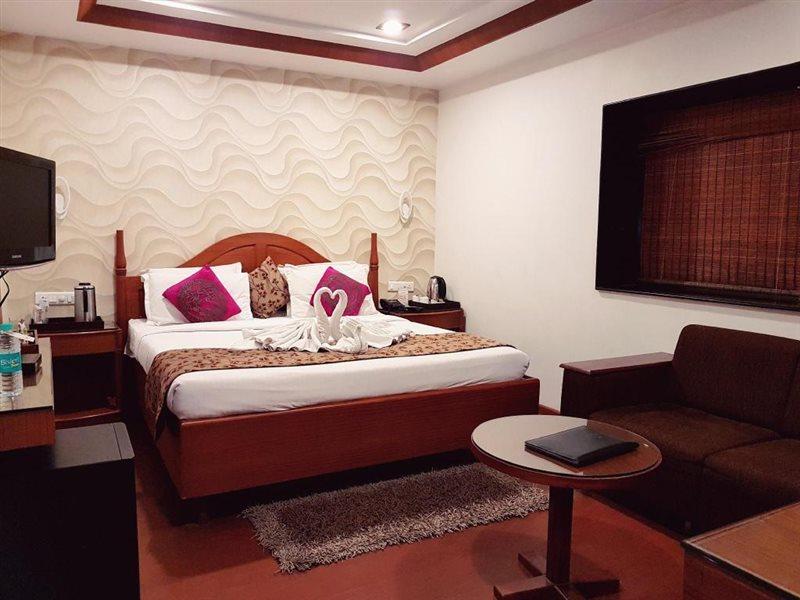 Hotel Punjab Palace Rāipur Eksteriør bilde