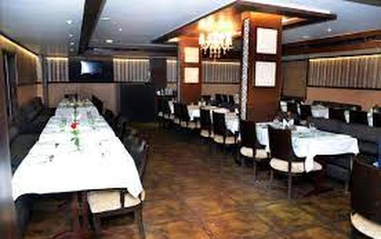 Hotel Punjab Palace Rāipur Eksteriør bilde