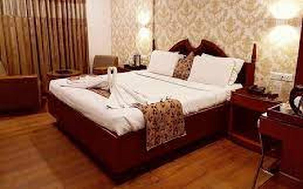 Hotel Punjab Palace Rāipur Eksteriør bilde