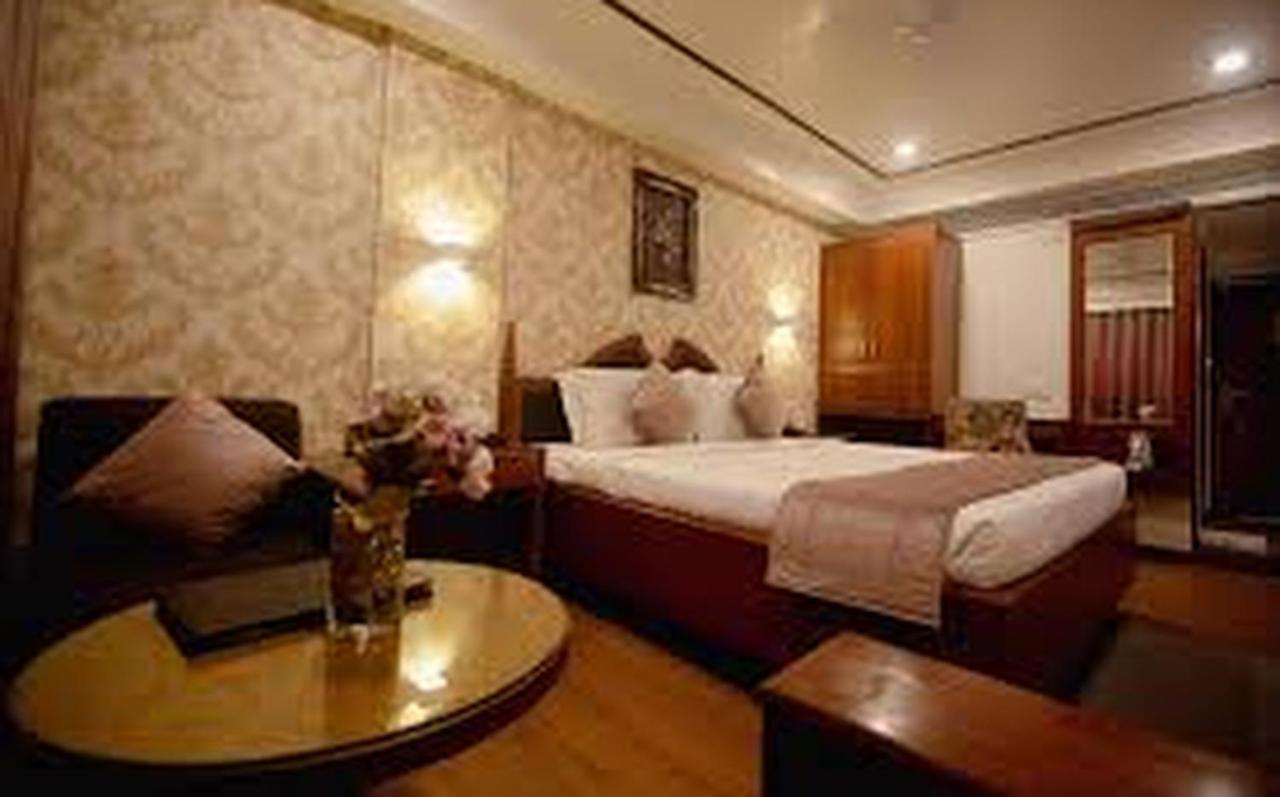 Hotel Punjab Palace Rāipur Eksteriør bilde