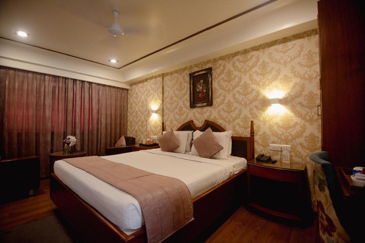 Hotel Punjab Palace Rāipur Eksteriør bilde